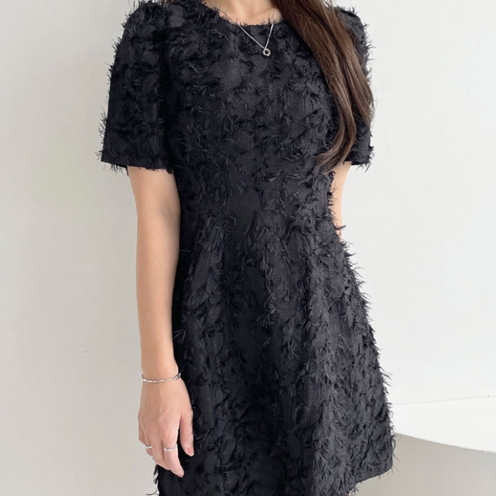 DAZY Short Puff Sleeve Mini Dress Black Feathery Textured Shag Fuzzy Crewneck